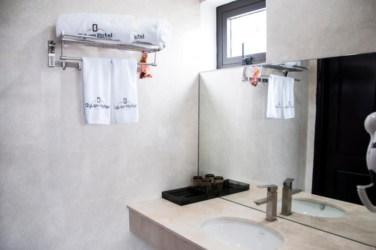 Bathroom 2, Dung Nam Hotel , Da Nang