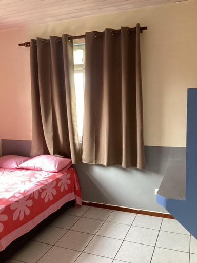 Bedroom 2, Chambre chez Kim