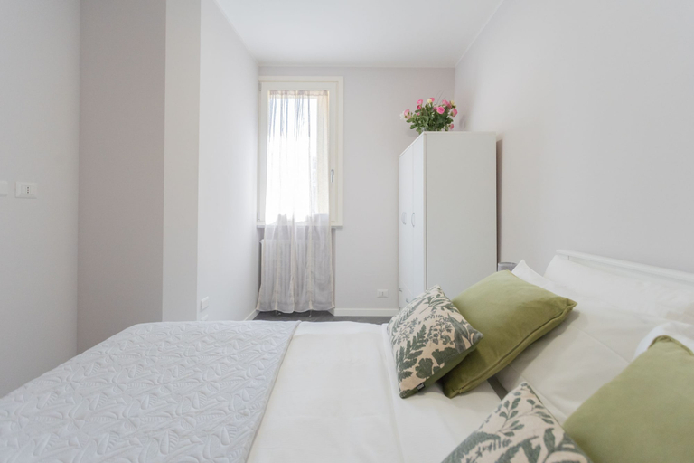 Bedroom 4, Co-c933-pgma3a2 - Sant Agostino With Lake View, Como