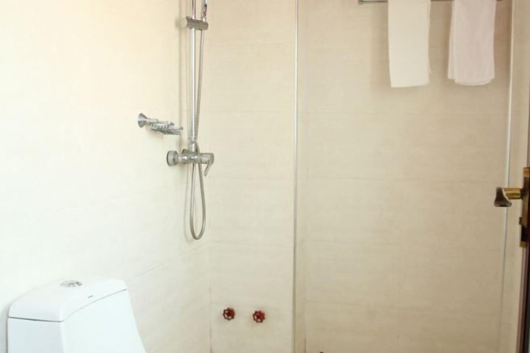 Bathroom 4, Jinmei Hotel, Meizhou