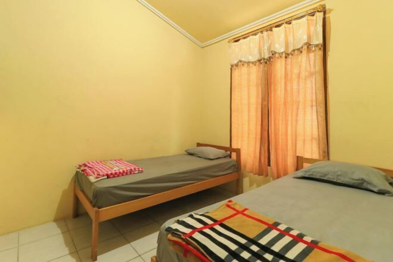 Bedroom 1, Villa Kangen Omah, Mojokerto