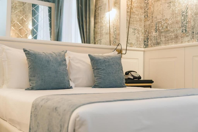 Bedroom 4, Relais Piazza Vittoria, Napoli