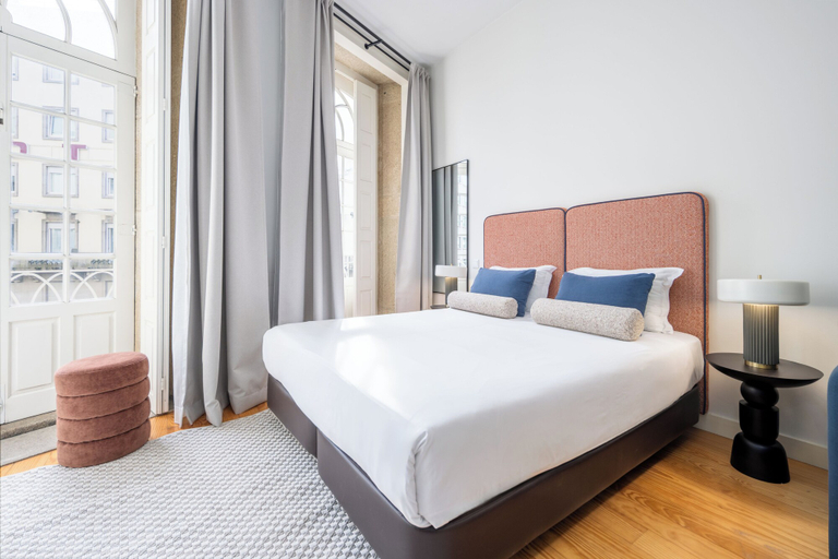 Room 3, Aspasios Trindade Apartments, Porto