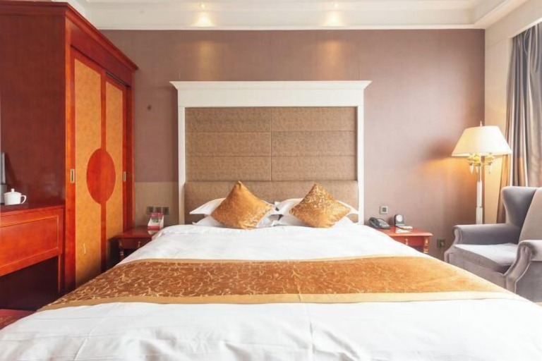 Bedroom 4, Jinling International Hotel, Dongying