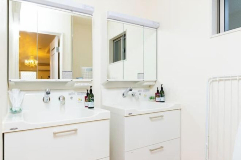 Bathroom 3, Villa de Class, Osaka