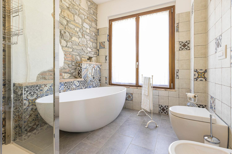 Bathroom 2, La Casa sul Ponte, Piacenza