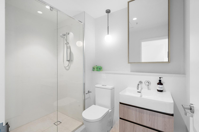 Bathroom 4, Aurora City Center Executive Apartment Perth CBD-Pool & Gym &Parking-Adjacent RAC, Perth