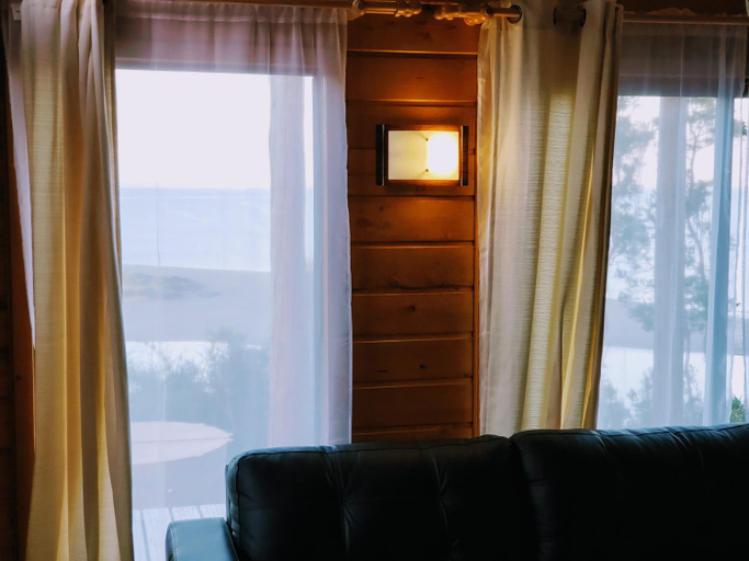 Others 4, Cabana Chiloe, Chiloé