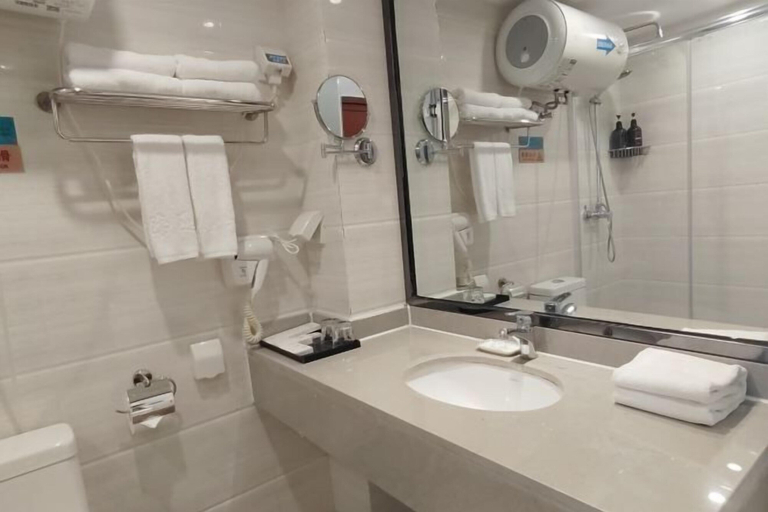 Bathroom 4, Bihai Yilin Holiday Hotel, Weihai
