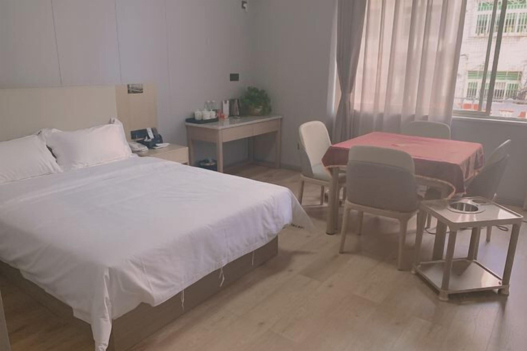 Bedroom 3, Changsha Tianxiang Business Hotel, Changsha
