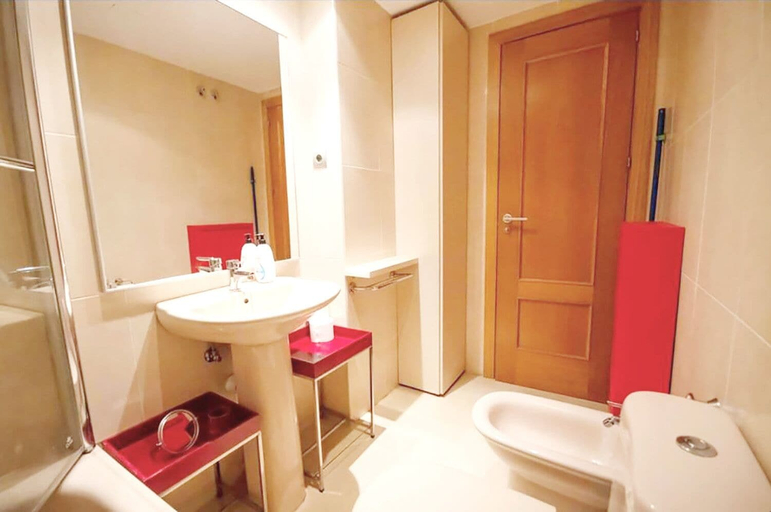 Bathroom, Samaniego, Madrid