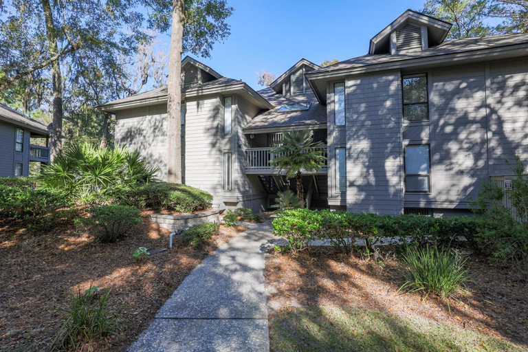 Exterior & Views 1, 7813 Centre Court, Beaufort