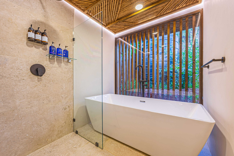 Bathroom 4, Tiki Villas Rainforest Lodge & Spa, Osa