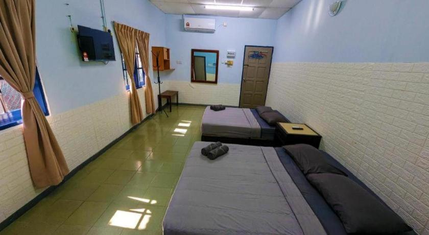 Bedroom 3, Ai Beach Resort, Manjung