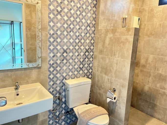 Bathroom 4, Rock Resort, Muang Ratchaburi