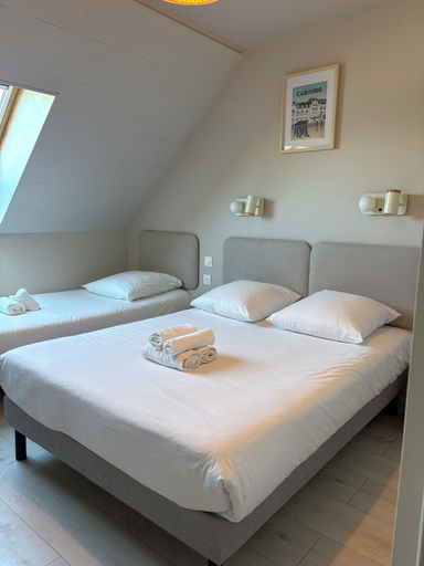 Bedroom 3, Hôtel Bloom, Calvados