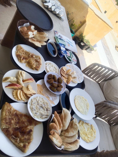 Food & Drinks 5, Golden mask pyramids inn, Al-Ahram