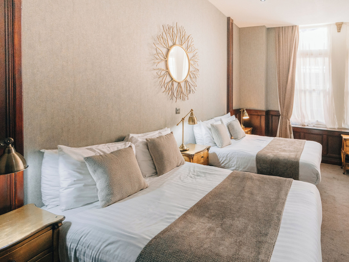 Bedroom 3, The Coal Exchange Hotel, Cardiff