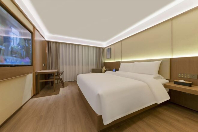 Bedroom 3, Starway Hotel (Shennongjia Muyu), Shennongjia