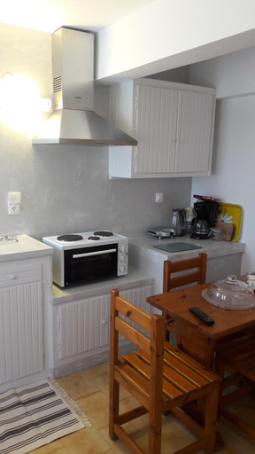 Others 3, Ava Apartments, Ionian Islands