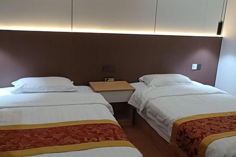 Bedroom 3, Hualinshan Yunmen Hotel, Yichun