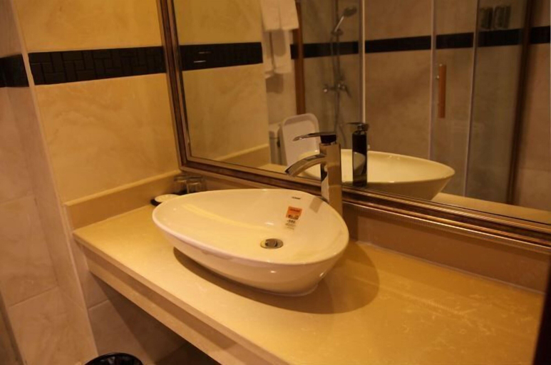 Bathroom 3, Bright Pearl Hotel, Longnan