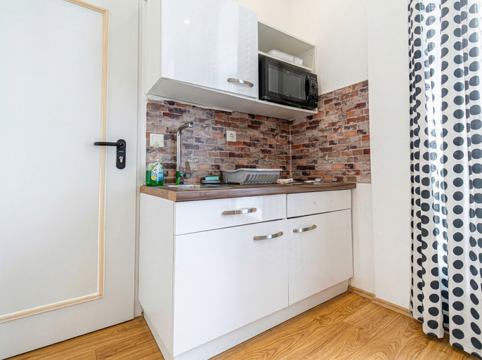 Private kitchenette 3, Cozy Apartment for 3 Near Lugner City, Wien