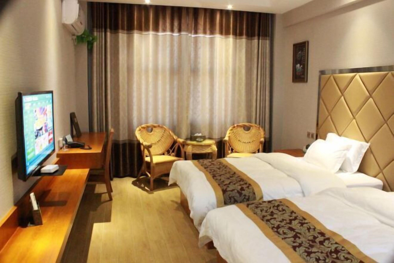 Bedroom 3, Ruili Tianhong Hotel, Dehong Dai and Jingpo