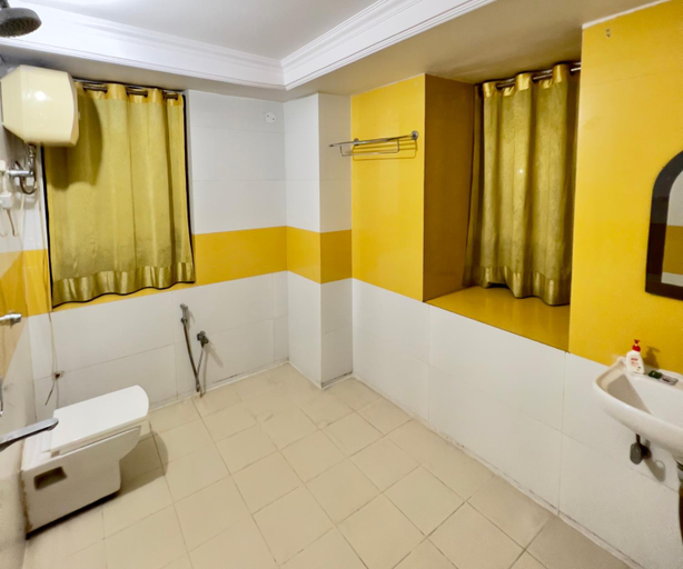 Bathroom 3, Hotel Aman, Patna