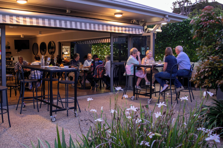 Food & Drinks 5, Potters Toowoomba Hotel, Toowoomba - Central