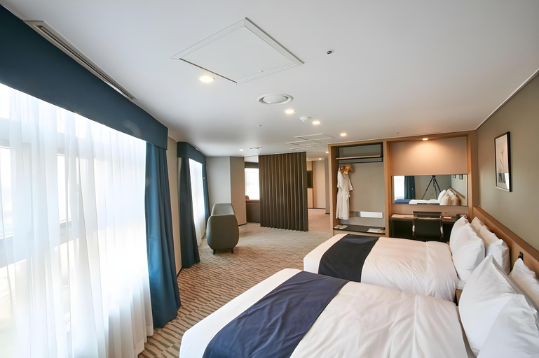 Bedroom 3, Island Castle Hotel, Uijeongbu