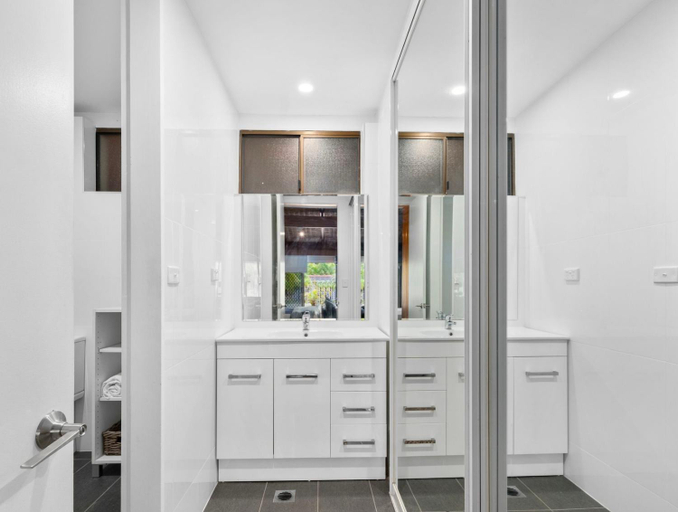Bathroom 3, Nautilus Beach Resort by Charlesworth, Coffs Harbour - Pt A