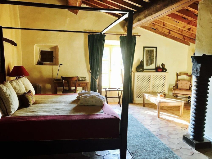 Bedroom 3, La Verriere, Vaucluse