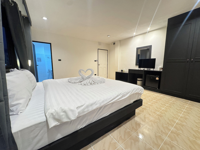 Room 5, Chapter 26 Guesthouse, Phuket Island