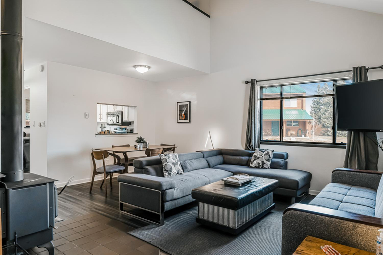 Others 4, Modern Mountain Getaway, Archuleta