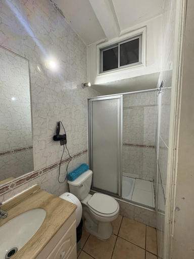 Bathroom 3, BBCasita-Bed and Breakfast-Hostel, Santiago