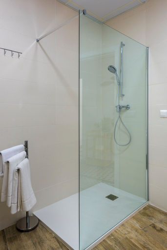 Bathroom 4, Genteel Home Zegrí, Málaga