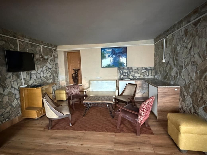 Room 2, S K and Shiv Cottages, Nainital