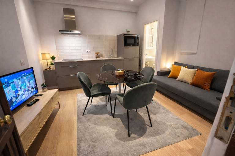 Room 3, C Latina 3-3 in Madrid, Madrid