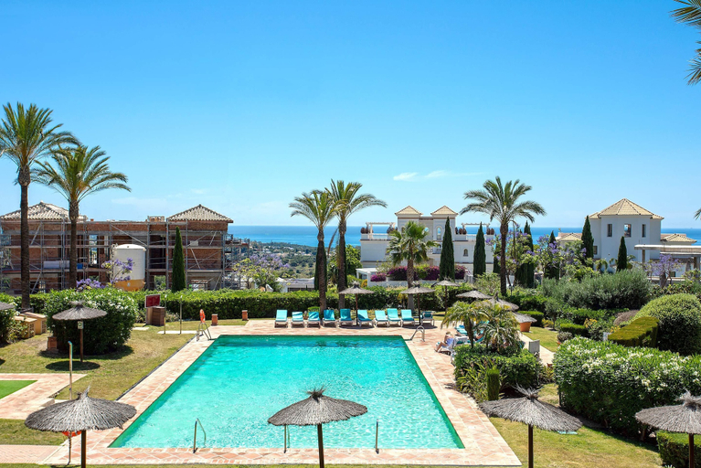 Exterior & Views 2, Exclusive 2BD Apartment Heated Pool Flamingos Golf, Málaga