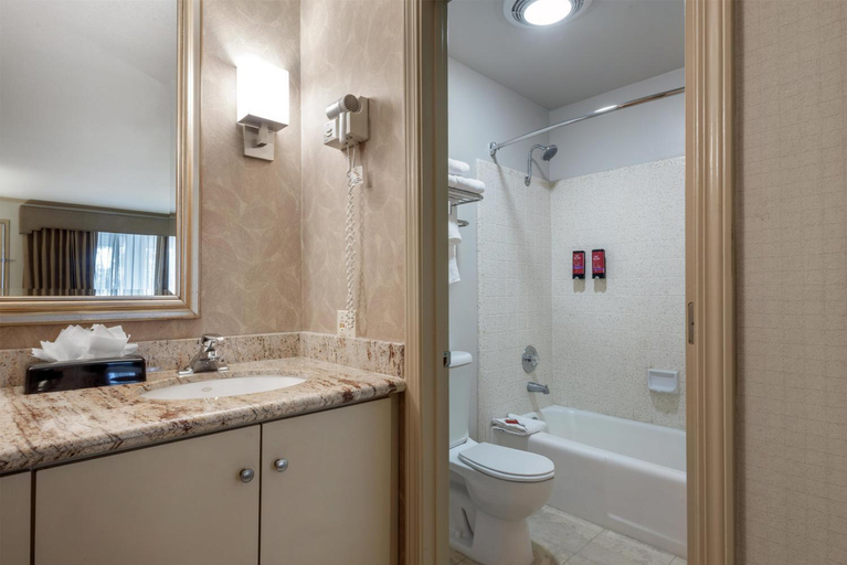 Bathroom 4, Surestay Plus By Best Western Mountain View, Santa Clara