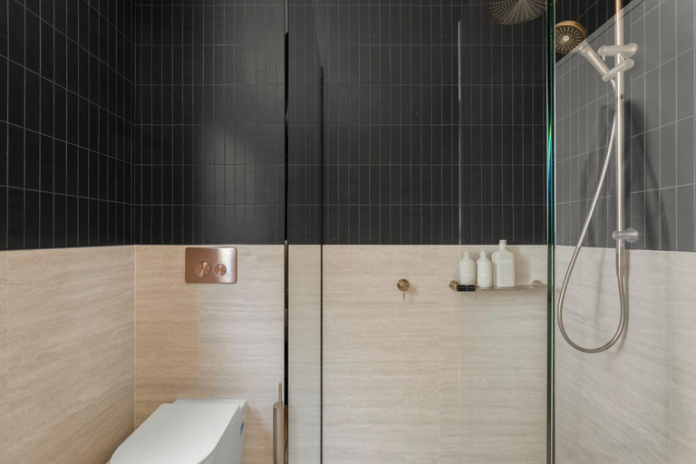 Bathroom 3, Mantons Creek Estate & Lodge, Melbourne
