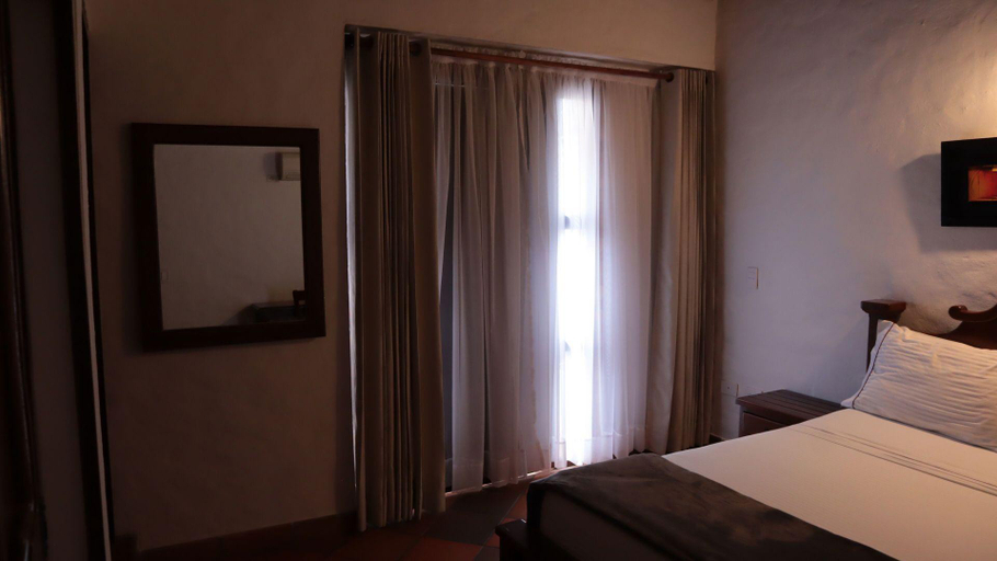 Bedroom 2, Hotel Prados de la Serrania, Lebrija