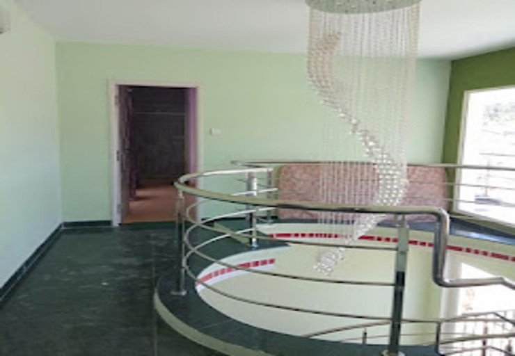 2, Palazzo Villa, The Nilgiris