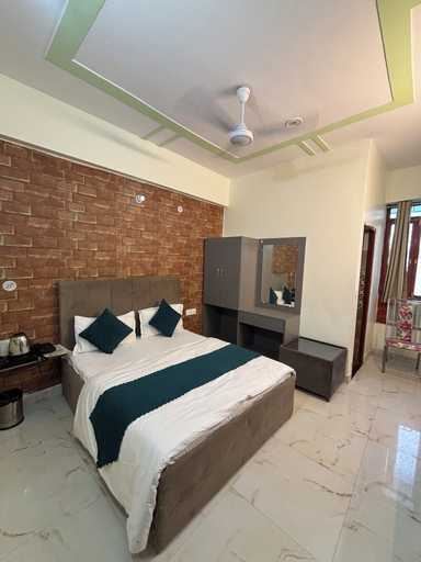 Room 4, Hotel Ayodhya Heritage Grande, Faizabad