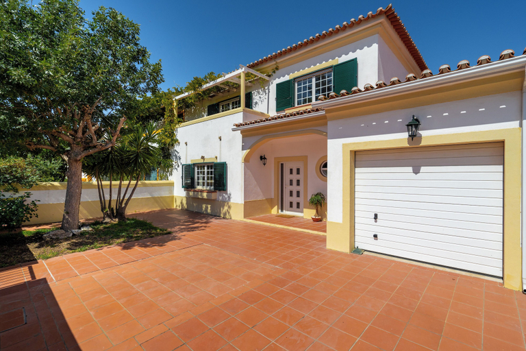 Exterior 2, Villa in Azeitao w Pool and Garden, Setúbal