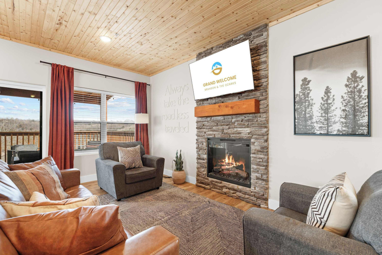 Living area 5, The Roost Hot Tub, Fire Pit, Stone