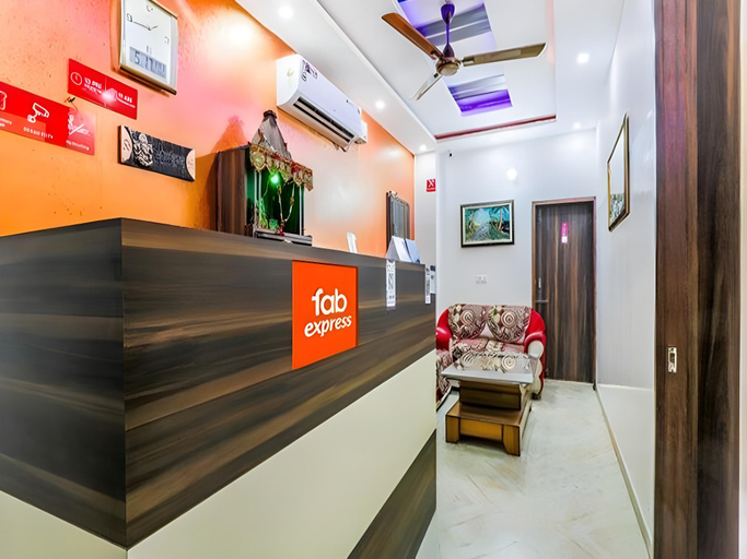 Others 5, Via Mayank Palace, Chandigarh