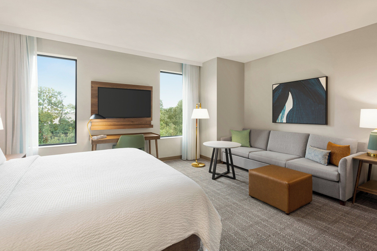 Bedroom 3, Staybridge Suites ROCKFORD, Winnebago