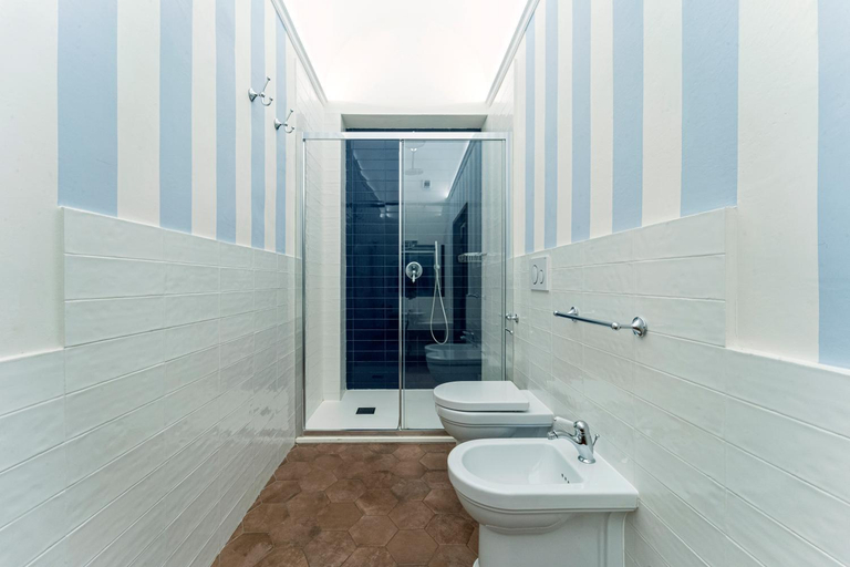 Bathroom 2, UNYCA- Elegant En-suite "Santa Croce", Florence